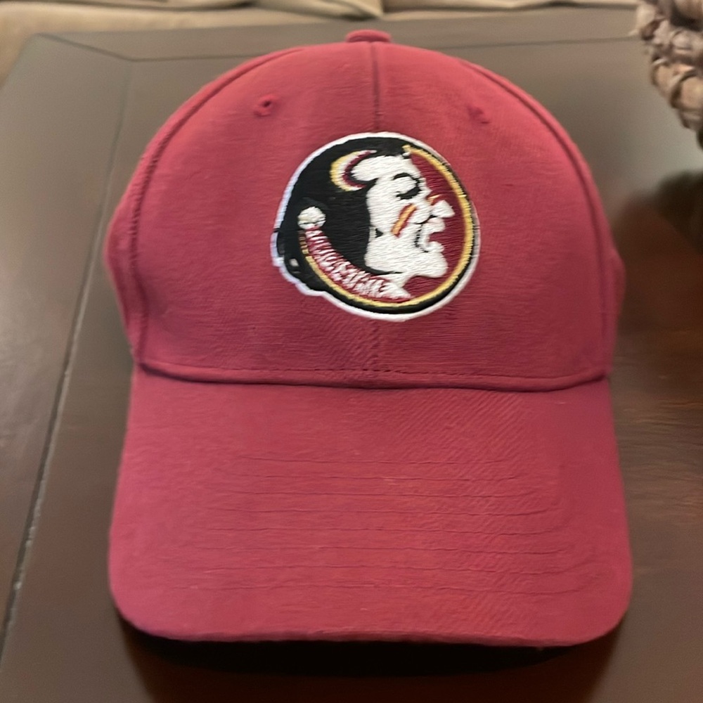 EUC Nike size 7 3/4 FSU old logo fitted hat